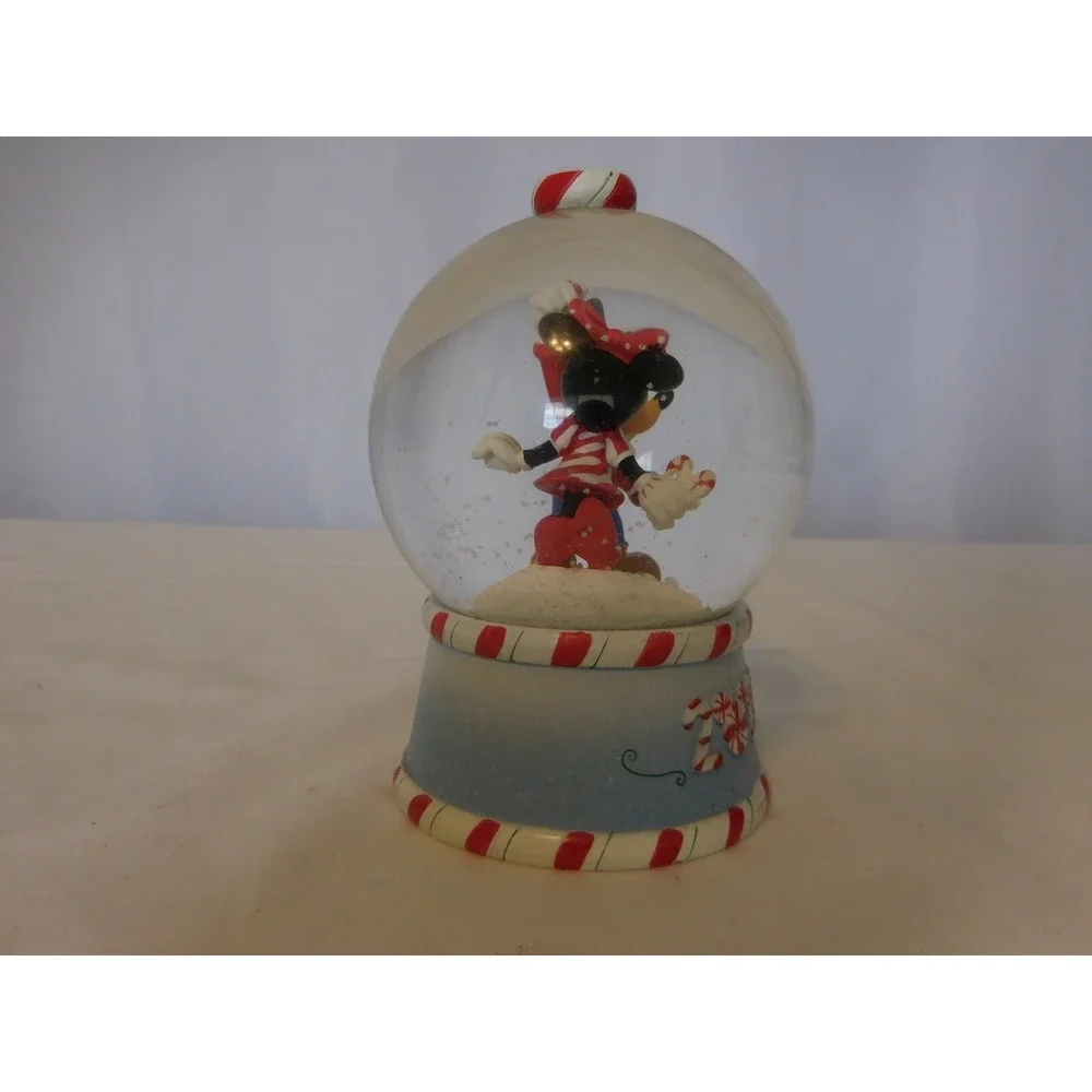 Disney Christmas Minnie Kissing Mickey Mouse Snow Globe Under the Mistletoe 2010